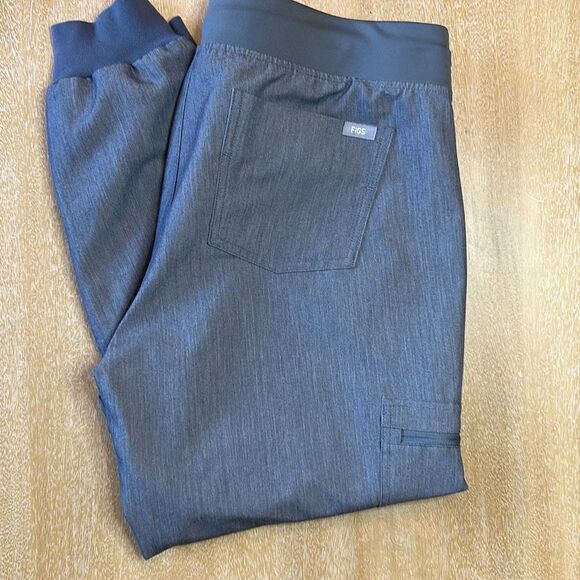 FIGS Zamora Jogger Scrub Pants - Picture 6 of 6